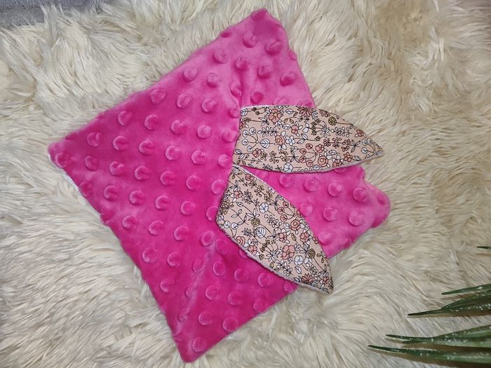 Doudou oreilles de lapin