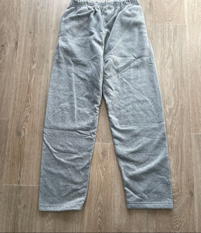 Pantalon survêtement avec poches sur le côté gris taille S neuf - photo numéro 2