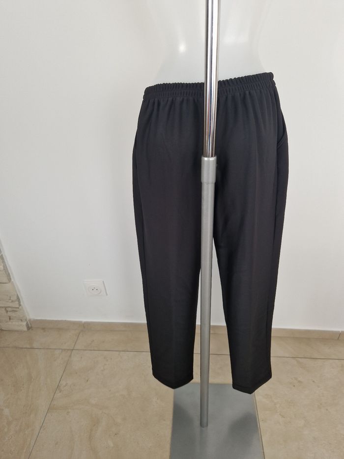 Pantalon noir élastique - photo numéro 5