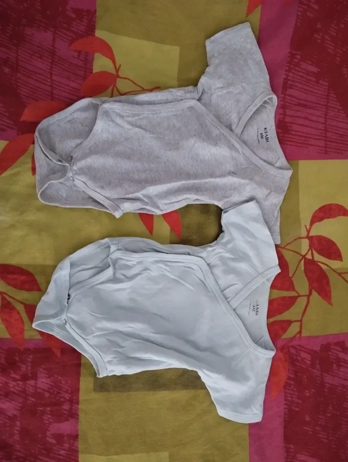 Lot body 6 mois