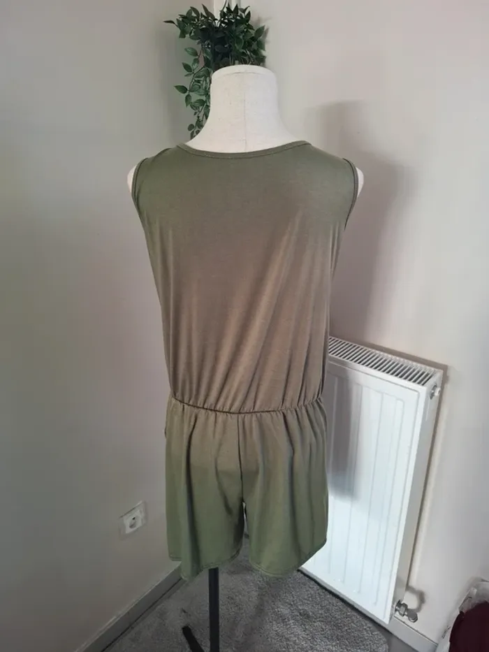 Combi short taille 38 - photo numéro 2