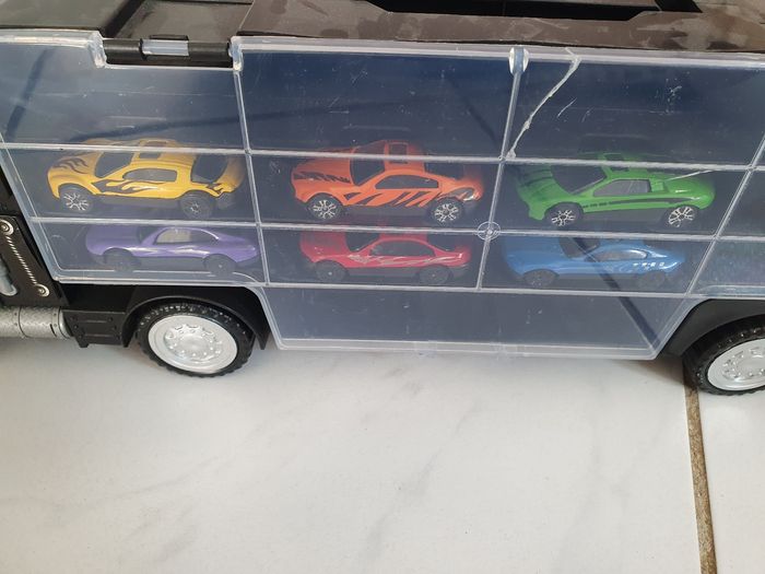 Camion enfant + 6 voitures - photo numéro 2