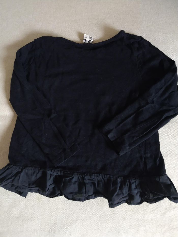 Maillot manches longues taille 4 (104cm) tape à l'oeil en très bon état - photo numéro 2