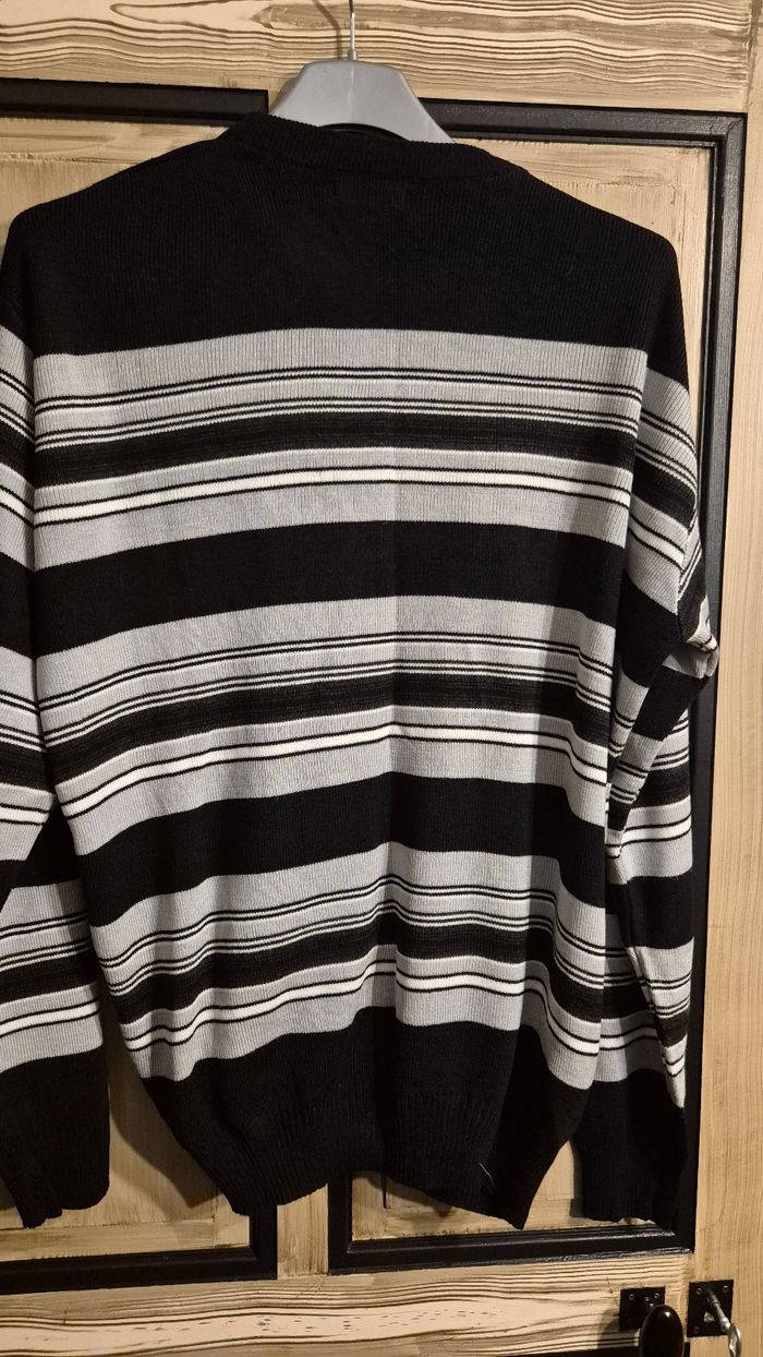 Pull homme - photo numéro 3
