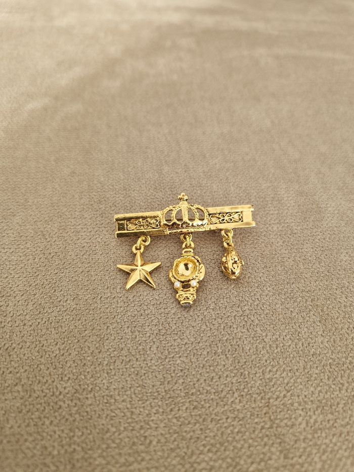 Broche dorée décorative vintage - photo numéro 2
