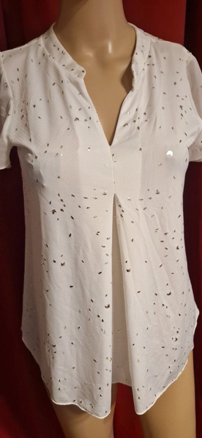 Joli blouse blanche cache cache taille M "feuilles d'or" - photo numéro 2