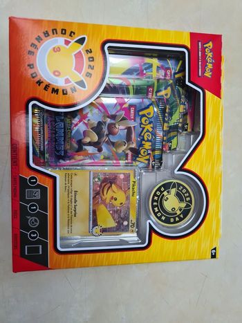 Coffret Pokémon 30 ans neuf 