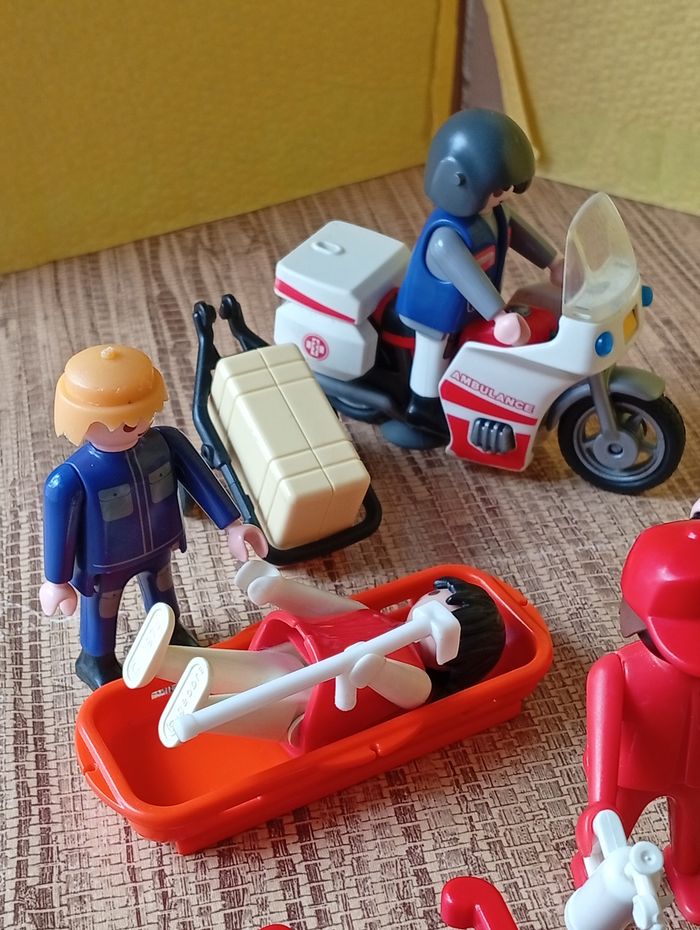 Playmobil univers pompier - photo numéro 2