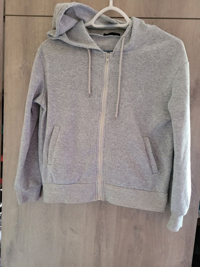 Gilet zippé gris avec capuche taille XS Shein - photo numéro 2