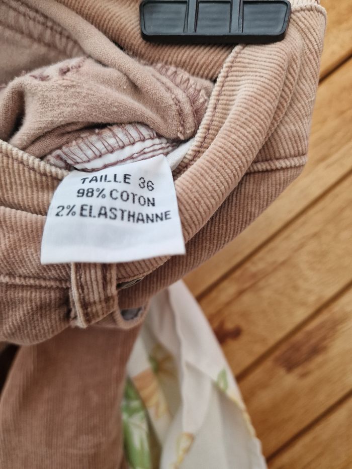 Pantalon en velour rose taille 36 - photo numéro 3