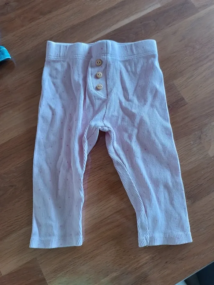 Legging Kiabi 9 mois 71 cm - photo numéro 2