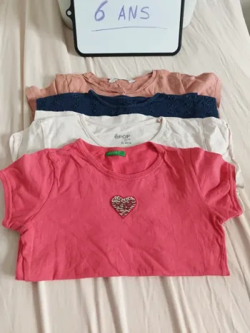 Lot 4tee shirt 6 ans