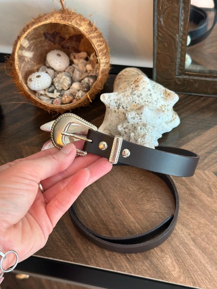 Ceinture fine marron foncé boucle argentée – Fabriquée en France - photo numéro 2