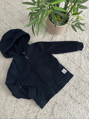 Gilet sweat à capuche