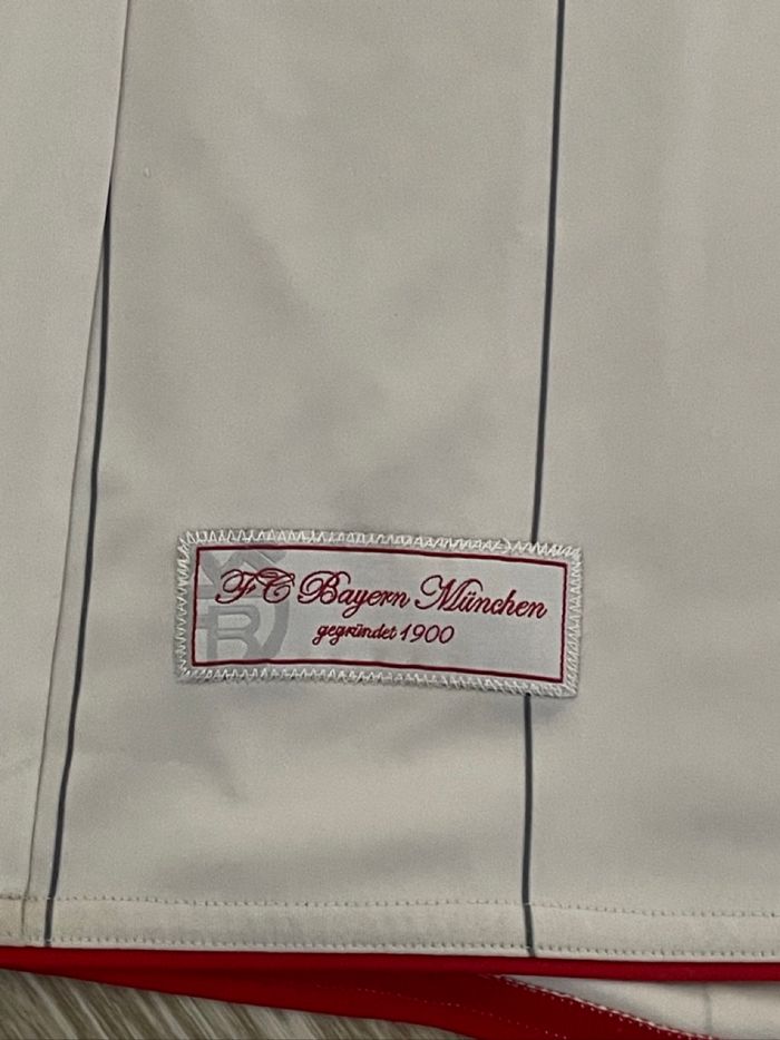 maillot de foot vintage Bayern Munich 2009/2010 - photo numéro 5