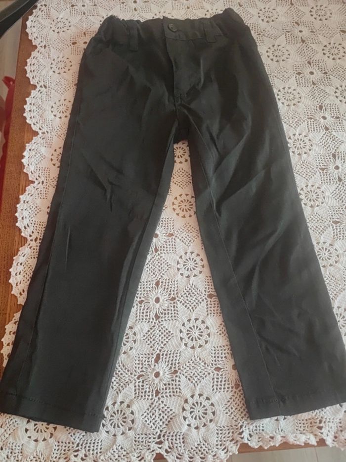 Pantalon taille 36 mois