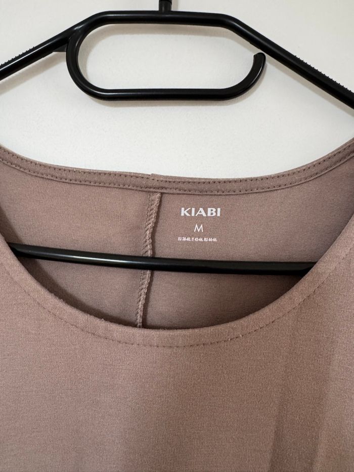 Robe moulante - photo numéro 2