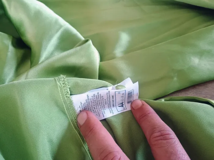 blouse satin vert T44 - photo numéro 4
