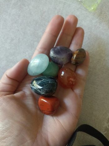 Lot pierres naturelles 7 chakras pierre roulée