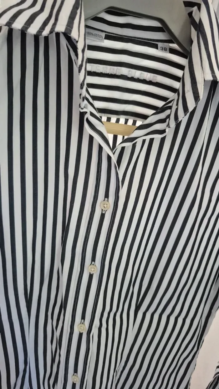 Chemise rayée - photo numéro 2