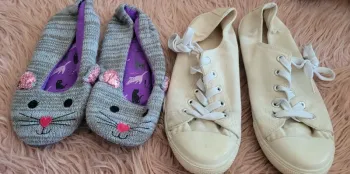 Lot chaussons et tennis