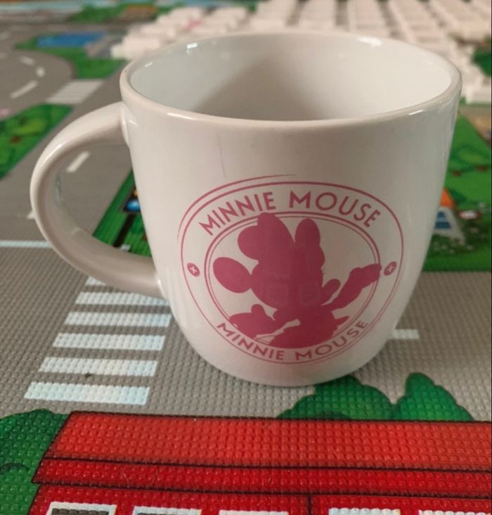 Tasse/mug Minnie Disney - photo numéro 3