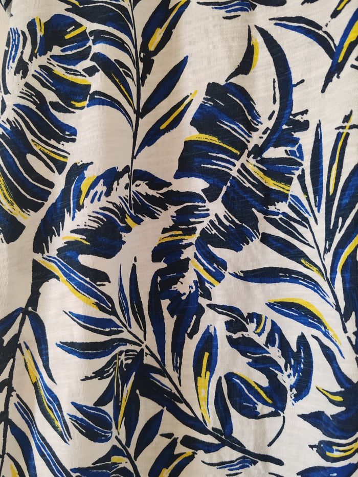 Robe à motifs fleuris - photo numéro 4