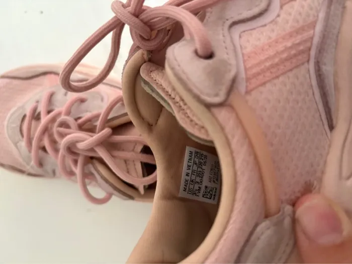 Adidas Originals Ozweego WSneaker pour femme – Taille 35,5 – Bon état - photo numéro 3