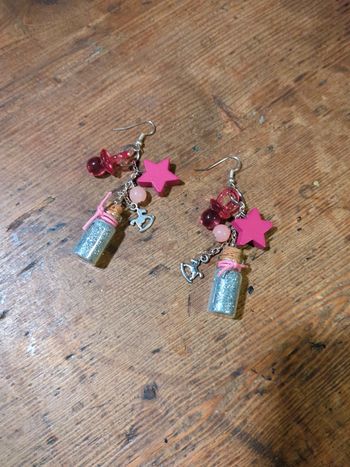 Boucles d'oreille fiole paillettes roses argent enfance cheval a bascule totoche