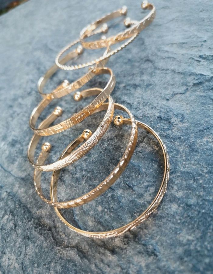 A38 lot de 7 bracelets jonc doré or tendance réglable - photo numéro 3