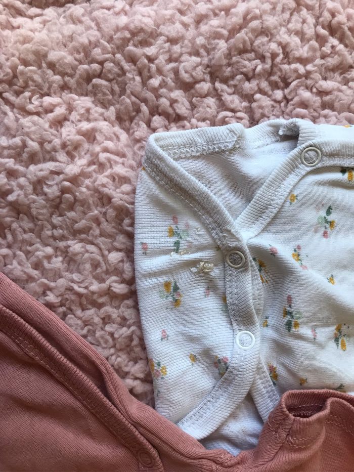 Lot 3 body manches courtes - photo numéro 2