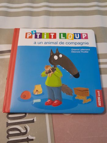 Livre ptit loup a un animal de compagnie 