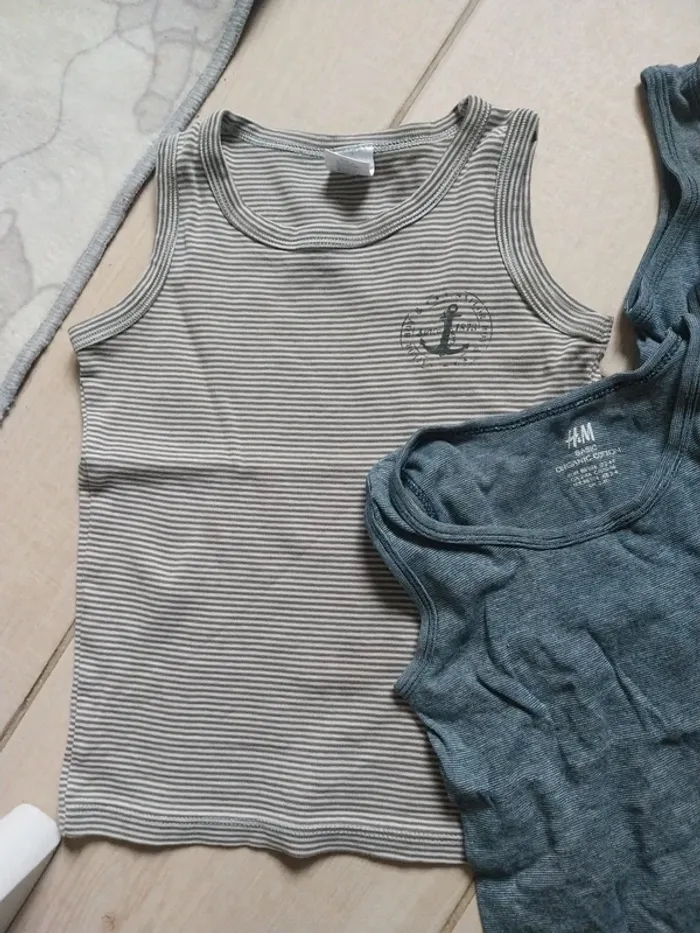 Lot de 5 maillot de corp sans manche 4 ans - photo numéro 6