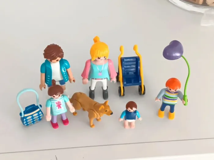 Famille playmobil - photo numéro 10