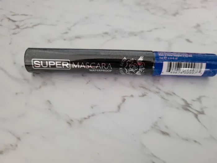 Super Mascara Waterproof - Ruby Kisses - Bleu - photo numéro 2