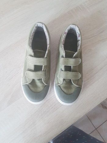 Baskets en toile taille 35