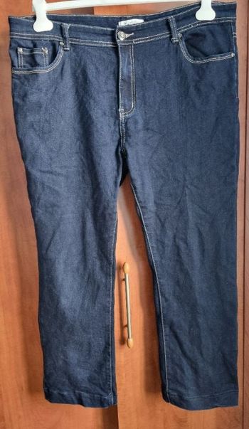 Jean bleu marine taille 48