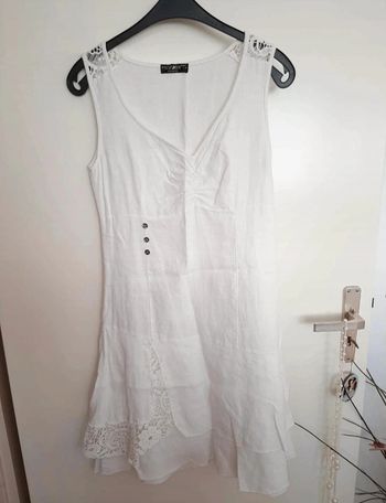 Robe en lin blanche