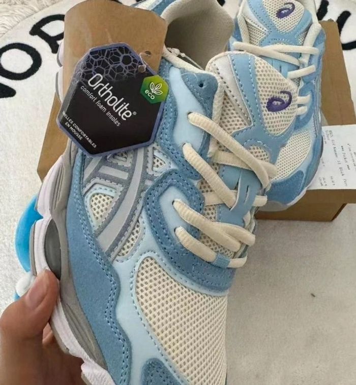 Originais ASICS Gel-NYC Cream Arctic Sky Taille 37.5 - photo numéro 3