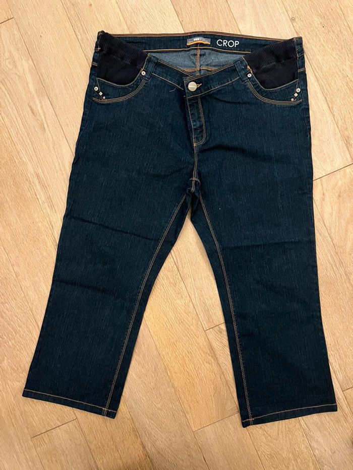 Lot de 4 pantalons grossesse/maternité longueur 3/4 bon état - photo numéro 3