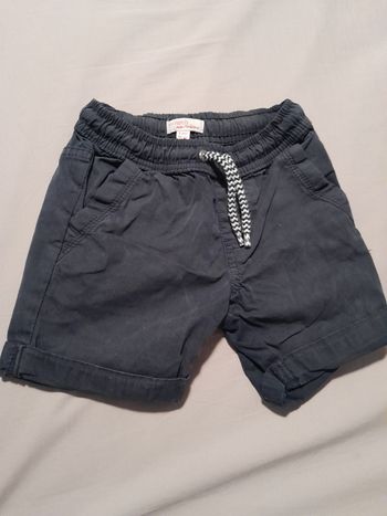 Short bleu marine 