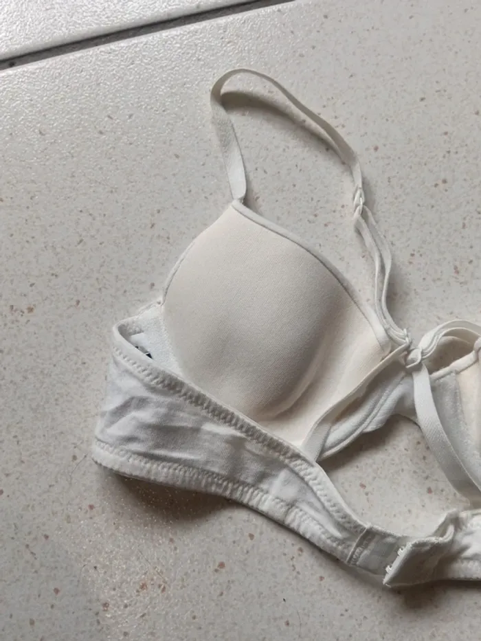Soutien gorge 80a - photo numéro 5