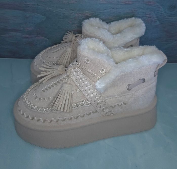 Boots d'hiver beige bottines basses tendances - Taille 41 - Neuves