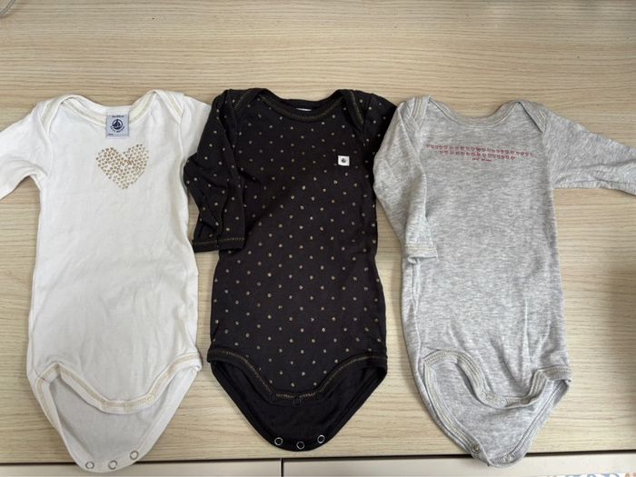 Lot de 3 bodies Petit bateau avec détail doré - photo numéro 2