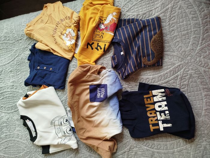 Lot vêtements 5 ans - photo numéro 5