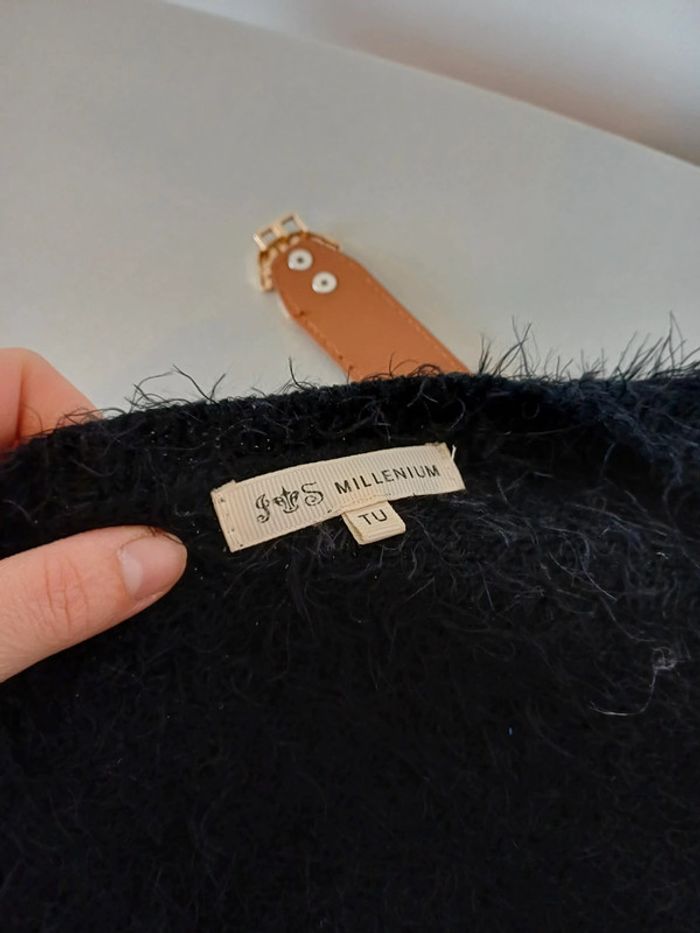 Pull noir chaud avec motif Noeuds Millénium taille S/M 36/38 - photo numéro 6