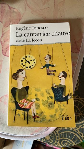 Livre la cantatrice chauve