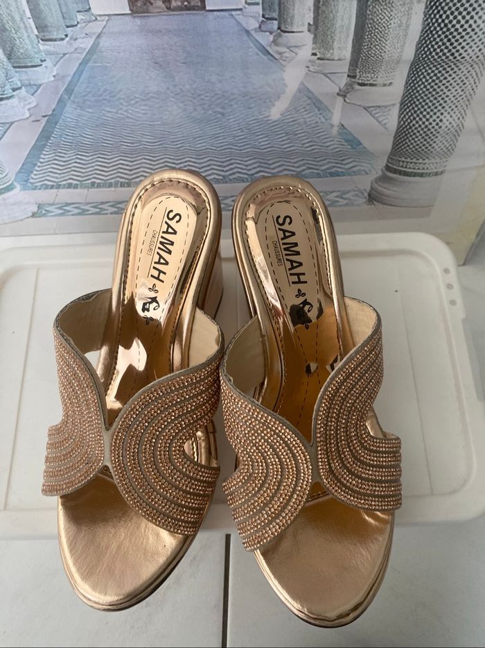 Chaussures compensées - photo numéro 3