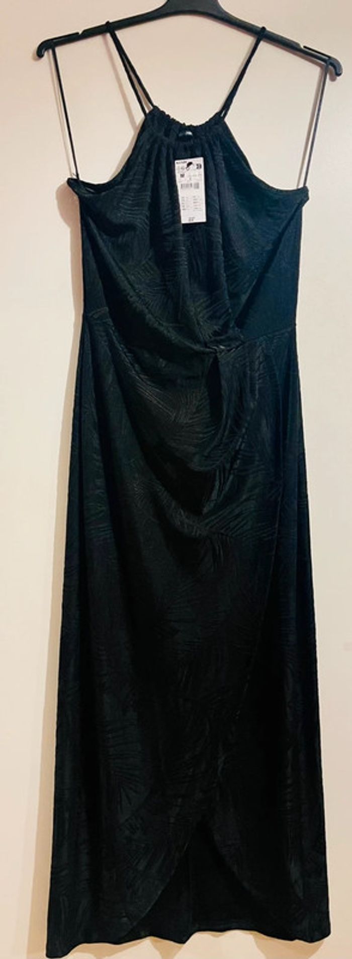 Robe noire - photo numéro 2