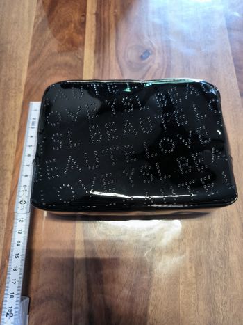 Trousse de maquillage YSL